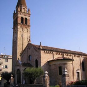 Chiesa Parrocchiale dedicata al Santo Vescovo Martino di Tours